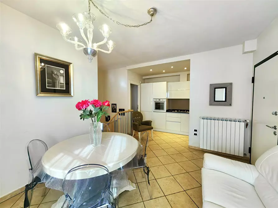 Immagine 1 di Appartamento in vendita  in via san martino per galceti a Prato