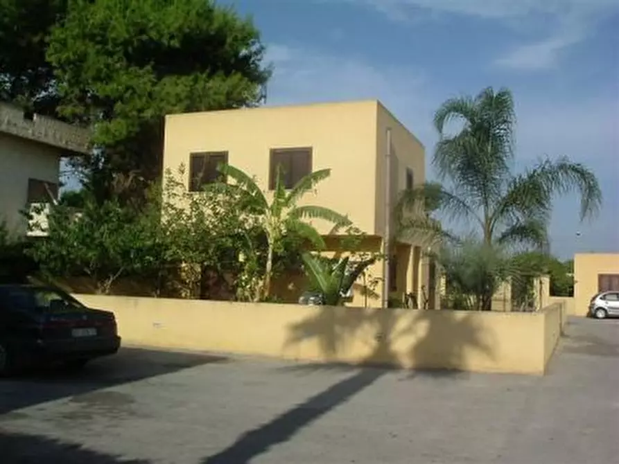 Immagine 1 di Villa in vendita  in CONTRADA GIUNCHI a Marsala