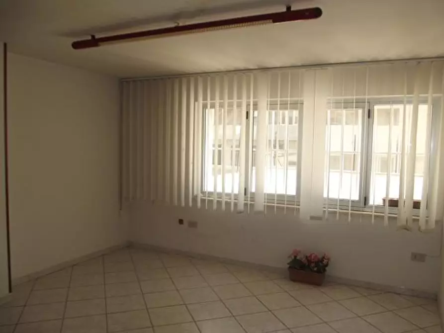 Immagine 1 di Ufficio in affitto  in Via Mazzini a Marsala