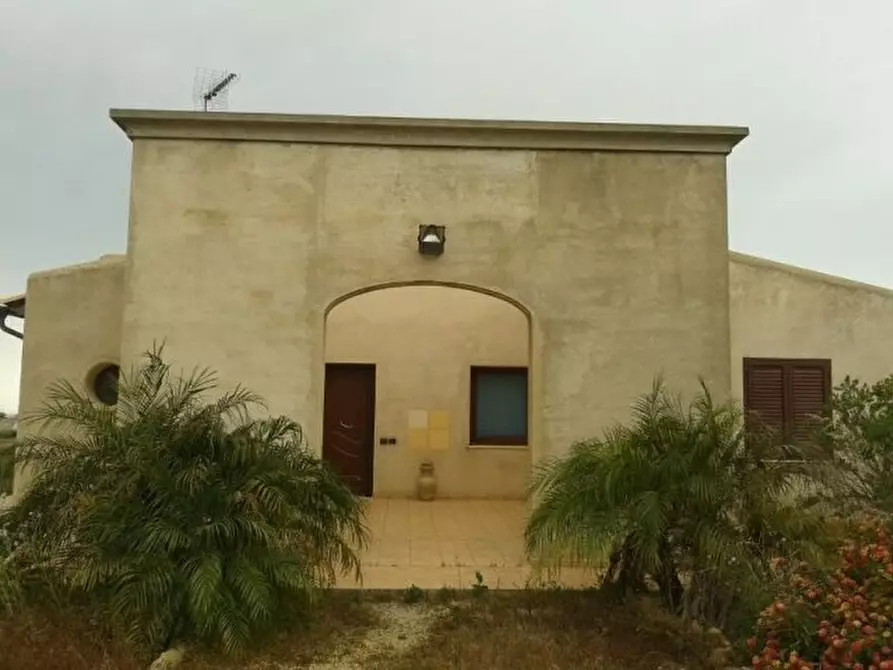 Immagine 1 di Villa in vendita  in Contrada Cardilla a Marsala