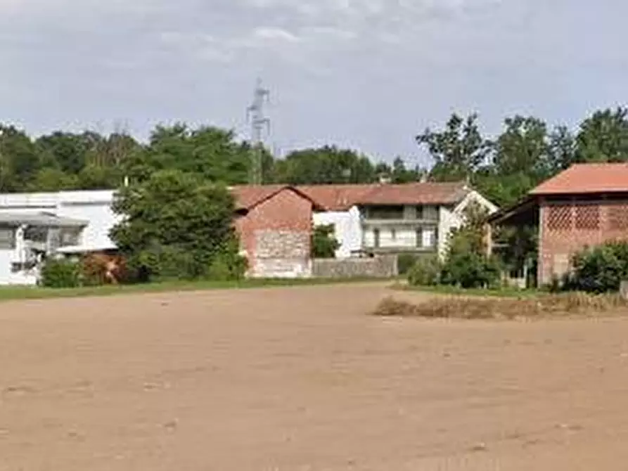 Immagine 1 di Terreno edificabile in vendita  a Suno