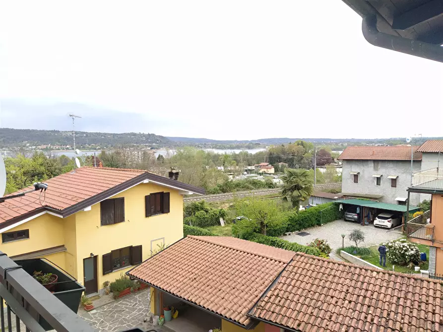 Immagine 1 di Appartamento in vendita  a Borgo Ticino