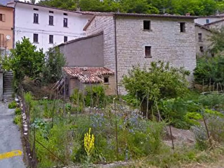 Immagine 1 di Casa indipendente in vendita  a Cantiano