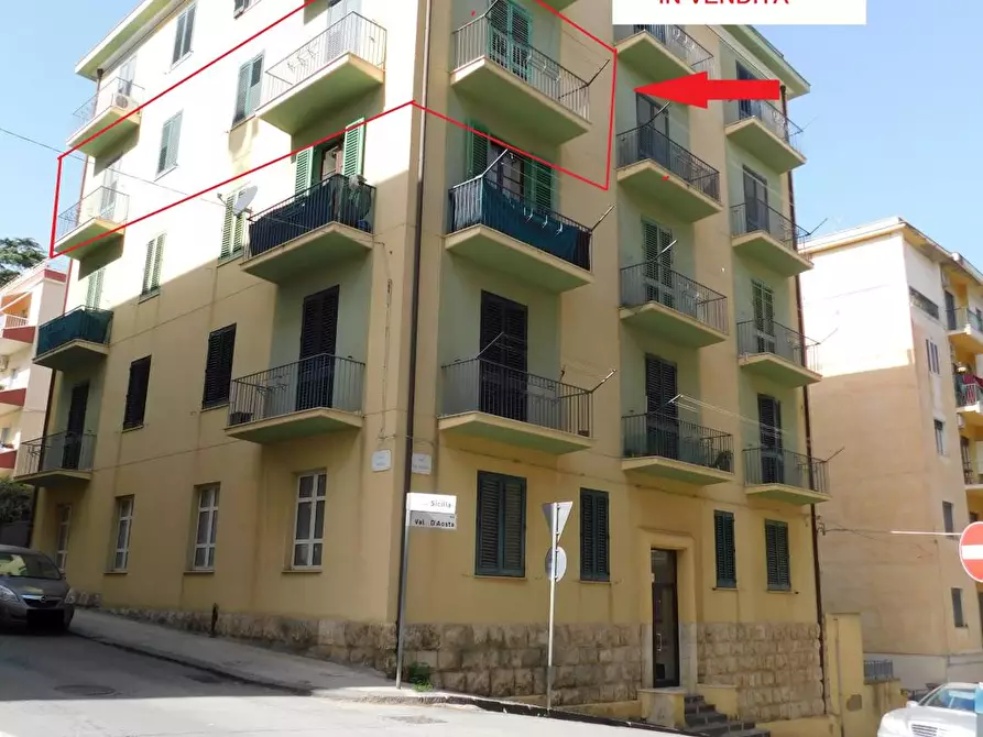 Immagine 1 di Appartamento in vendita  in via Val D'Aosta a Caltanissetta