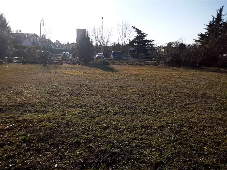 Immagine 1 di Terreno edificabile in vendita  a Fara Gera D'adda