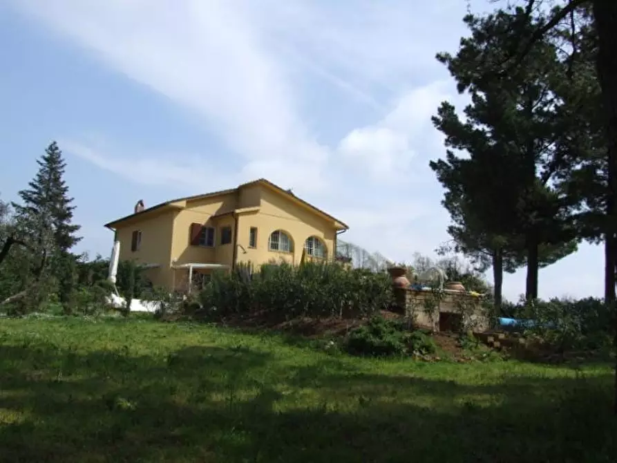 Immagine 1 di Villa in vendita  a Casale Marittimo