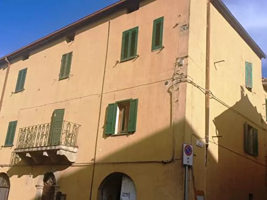 Immagine 1 di Appartamento in vendita  in via della Stazione a Cinigiano