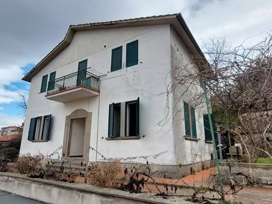 Immagine 1 di Casa indipendente in vendita  a Castel Del Piano