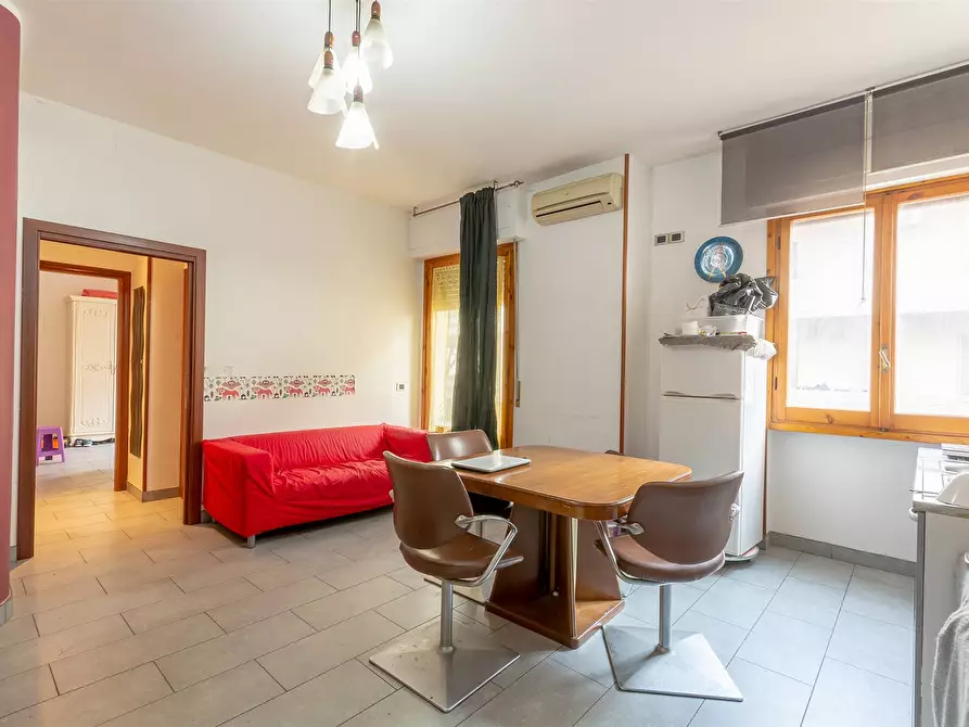 Immagine 1 di Appartamento in vendita  in via castronella a Campi Bisenzio