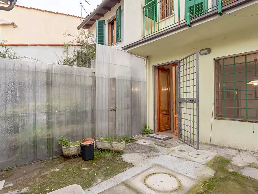Immagine 1 di Appartamento in vendita  in via del Ferro a Prato