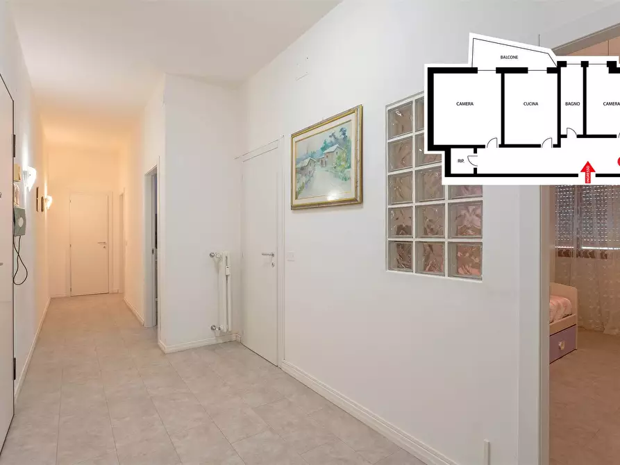 Immagine 1 di Appartamento in vendita  in via Ferrara a Prato