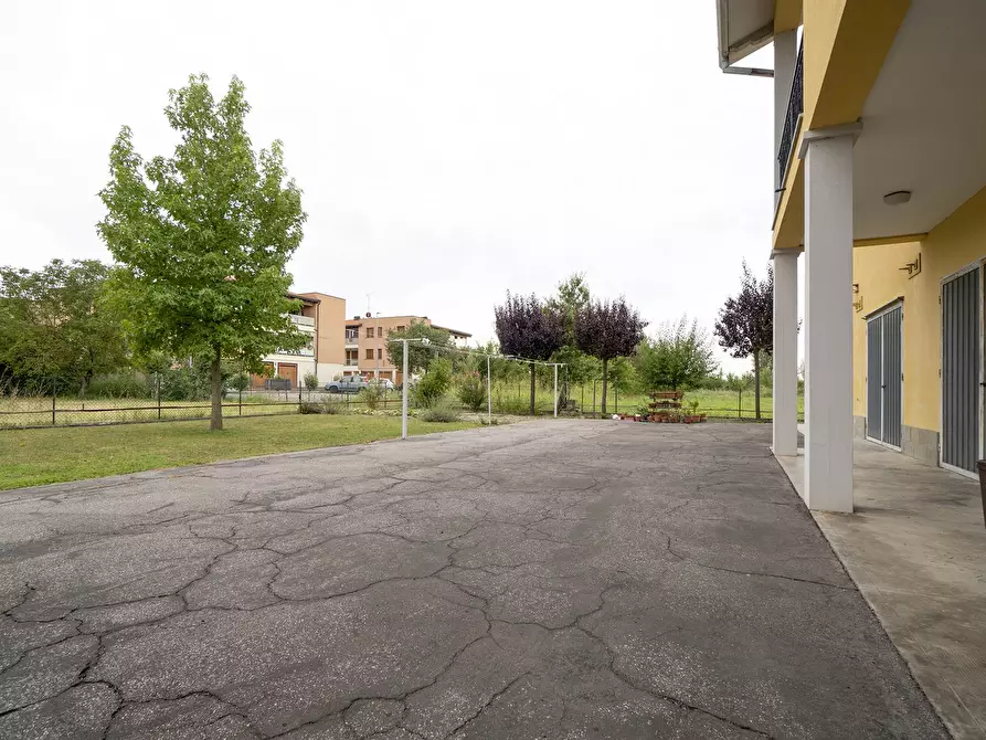 Immagine 1 di Villa in vendita  in Via Giovannii a Baricella