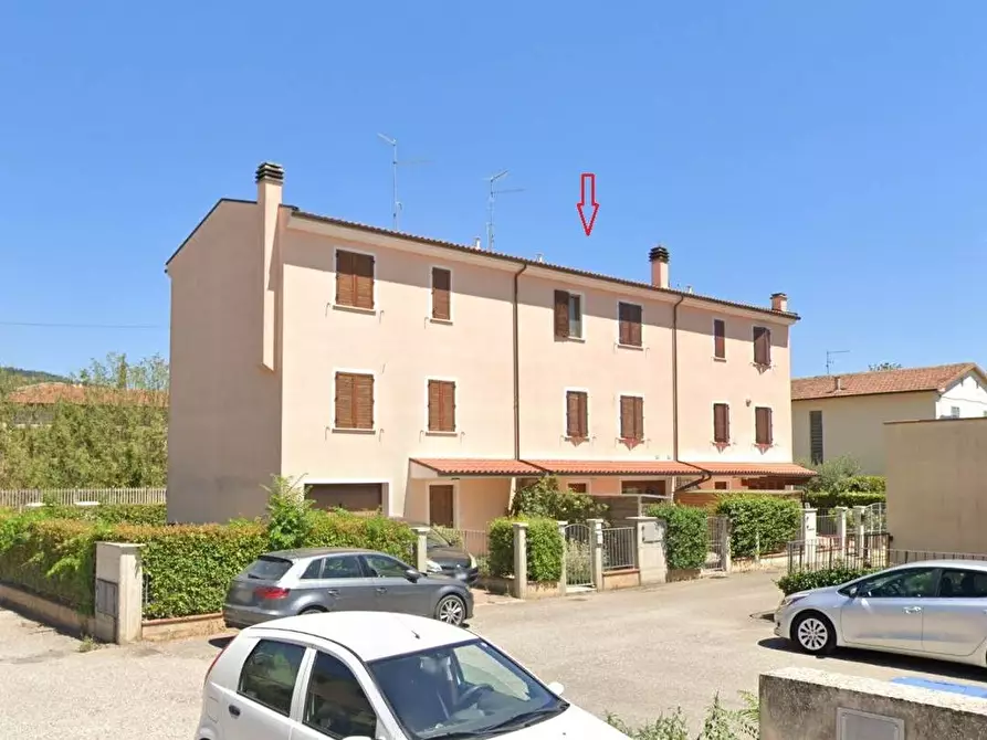 Immagine 1 di Casa indipendente in vendita  in Via Mincio a Cortona