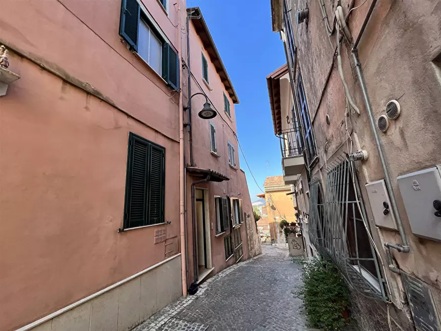 Immagine 1 di Appartamento in vendita  in Via Vicolo San Pietro a Frosinone