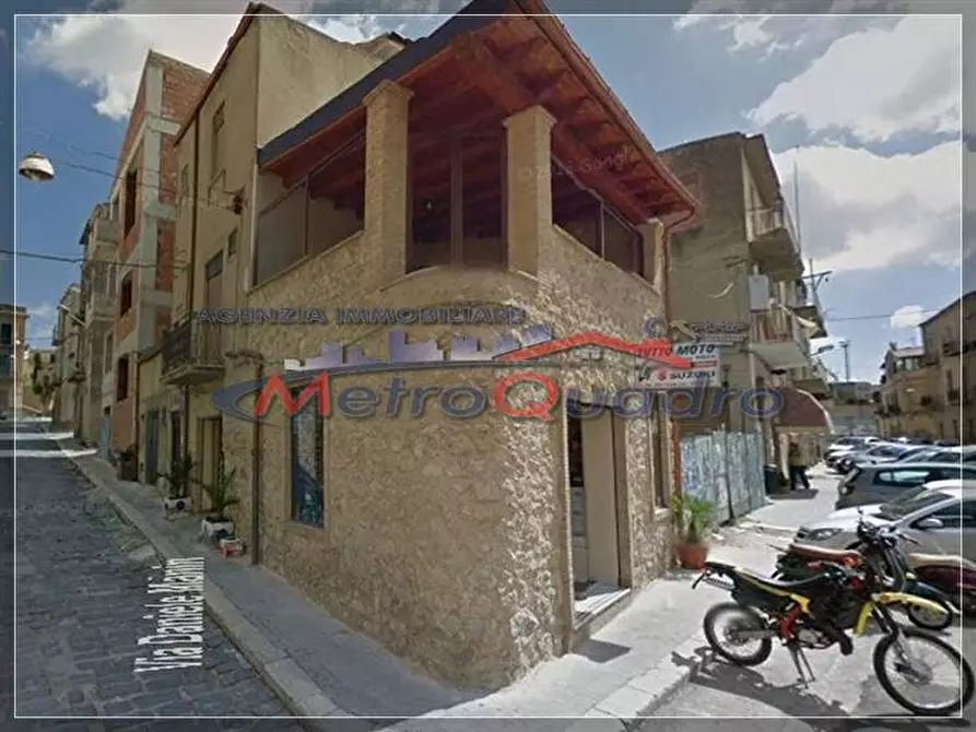Immagine 1 di Locale commerciale in affitto  a Canicatti'