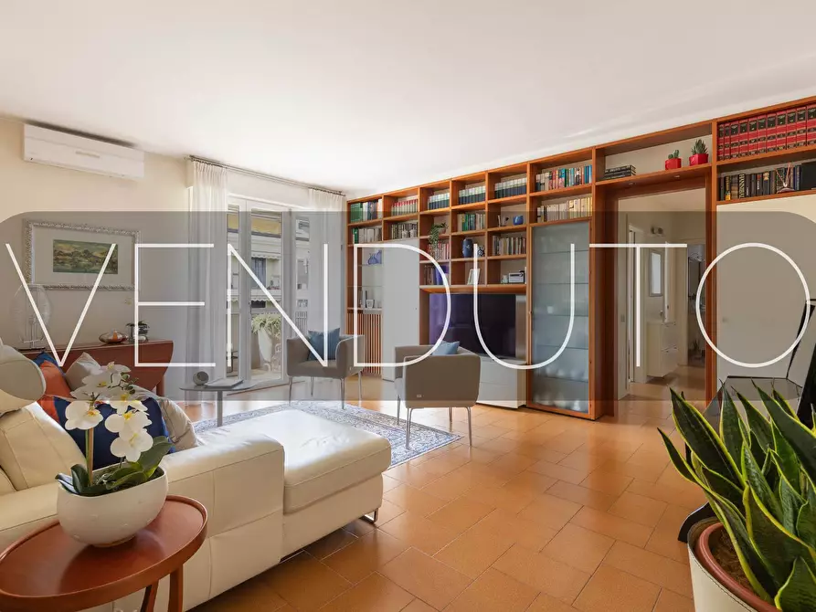 Immagine 1 di Appartamento in vendita  in Via Edison a Zibido San Giacomo