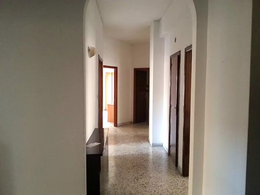 Immagine 1 di Appartamento in affitto  a Salerno