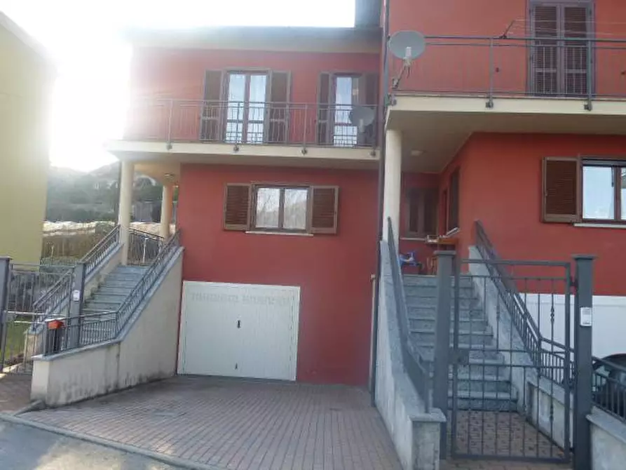 Immagine 1 di Villa in vendita  in Via Amendola a Nonio