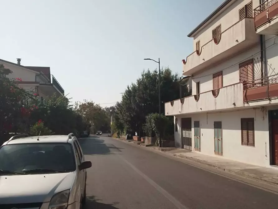 Immagine 1 di Appartamento in vendita  in via Molignano a Campagna