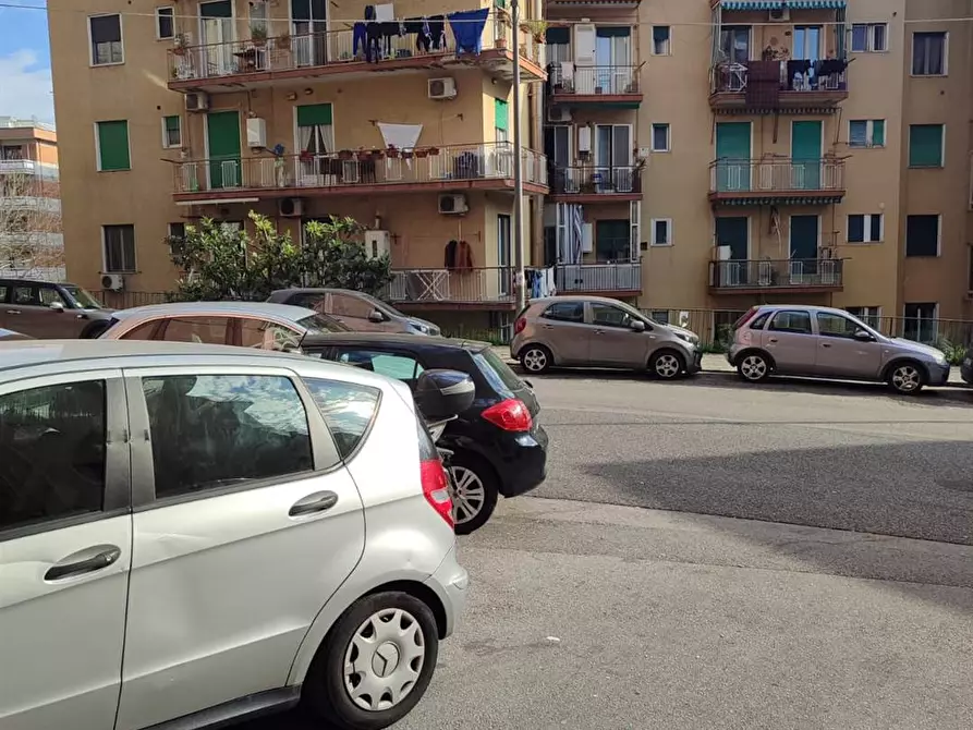Immagine 1 di Appartamento in vendita  in via francesco la francesca a Salerno