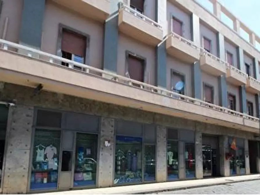 Immagine 1 di Negozio in affitto  in via Primo settembre a Messina