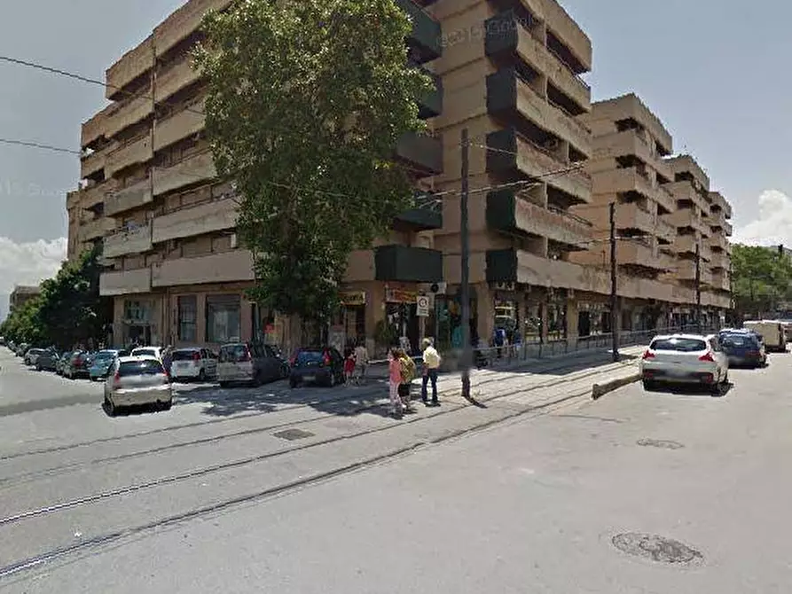 Immagine 1 di Negozio in vendita  in via catania a Messina