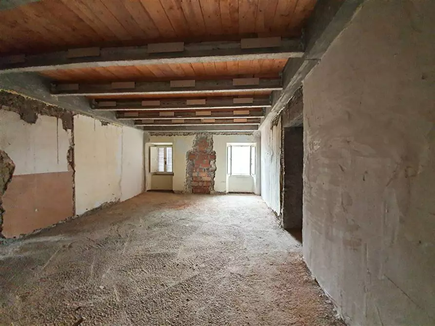 Immagine 1 di Appartamento in vendita  in Via Ugo Bottacchiari a Castelraimondo