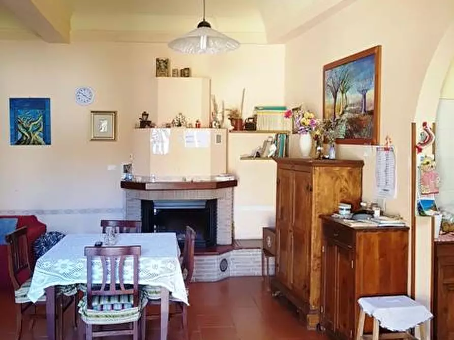 Immagine 1 di Appartamento in vendita  in Via Salimbeni a San Severino Marche