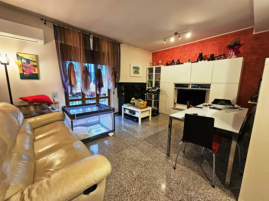 Immagine 1 di Appartamento in vendita  a Castelraimondo