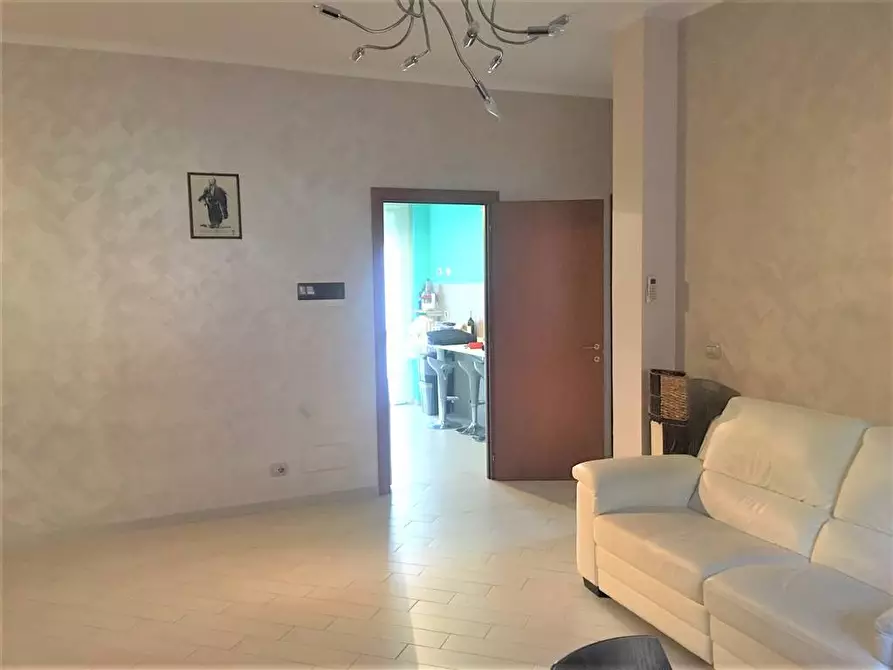 Immagine 1 di Appartamento in vendita  in via Pitagora a Vercelli