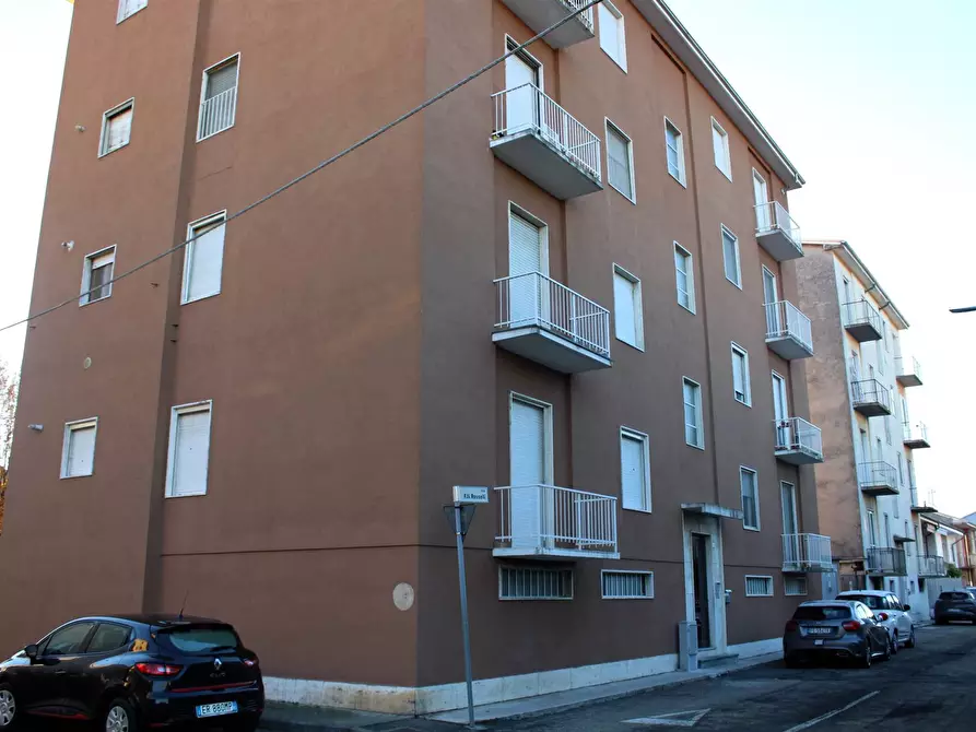 Immagine 1 di Appartamento in vendita  in via Fratelli Rosselli a Trino Vercellese