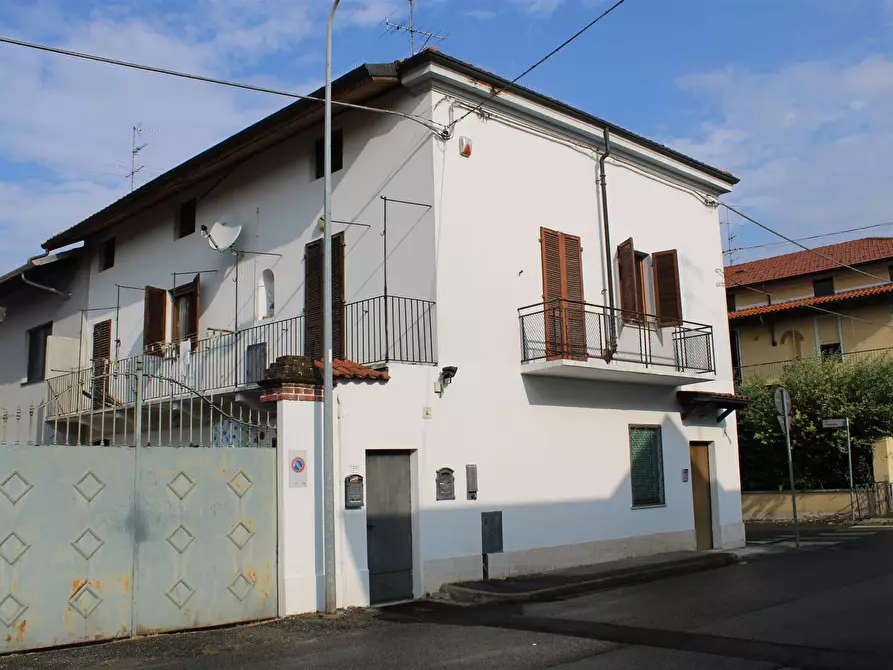 Immagine 1 di Casa indipendente in vendita  in via Palestro a Trino Vercellese