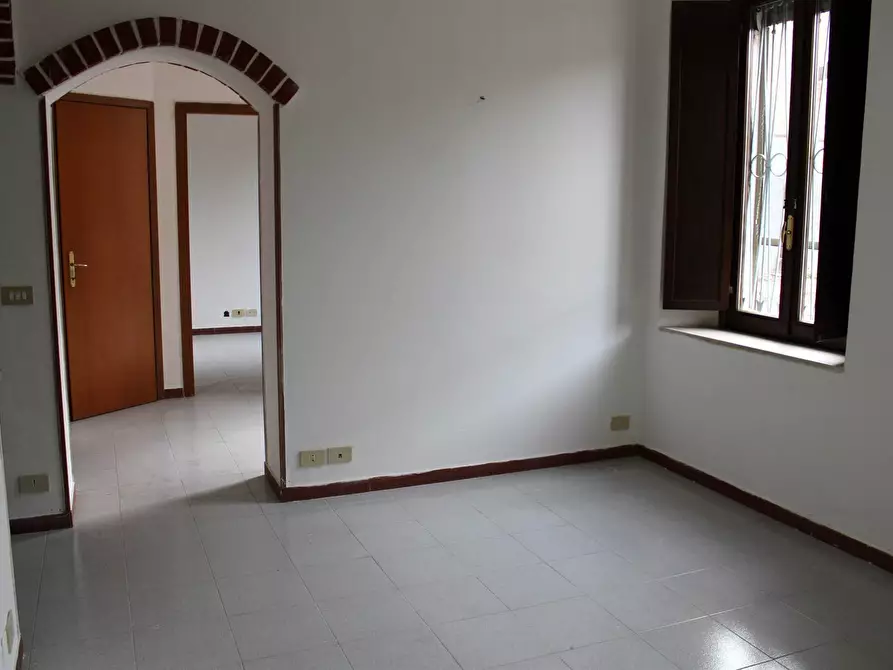 Immagine 1 di Appartamento in vendita  in Via Francesco Donato a Vercelli