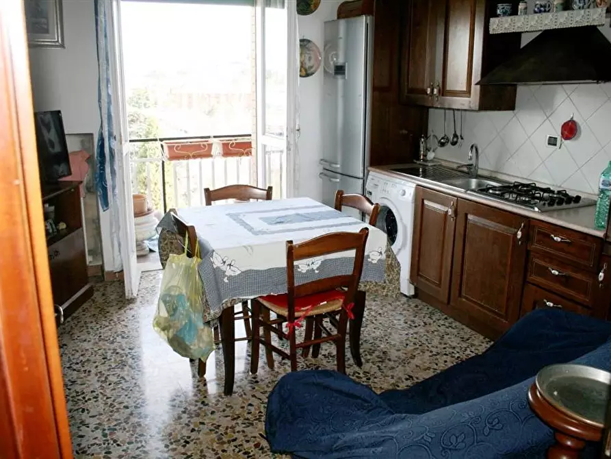 Immagine 1 di Appartamento in vendita  in via giacomo matteotti a Tortona