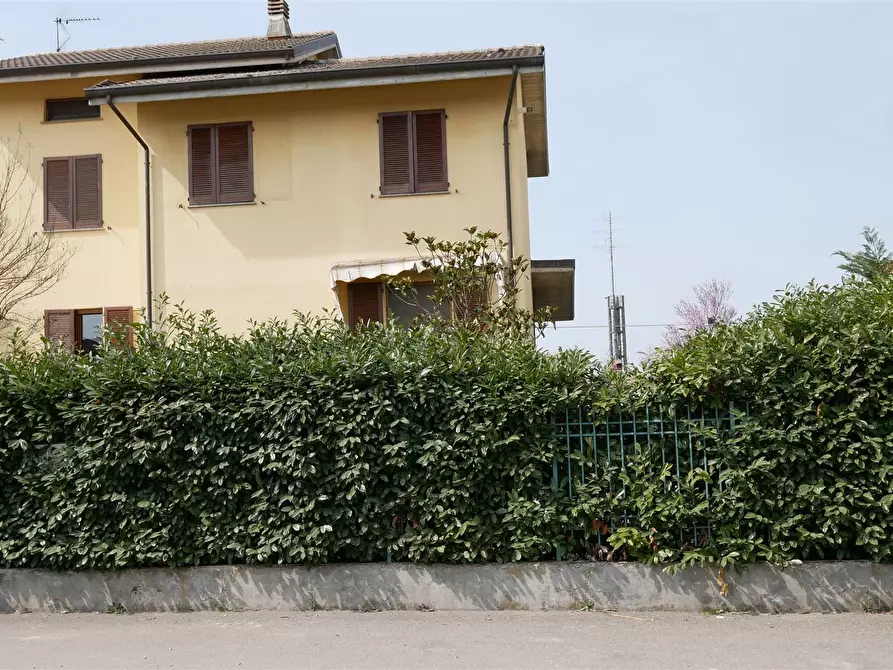 Immagine 1 di Villa in vendita  in via Novi a Albera Ligure