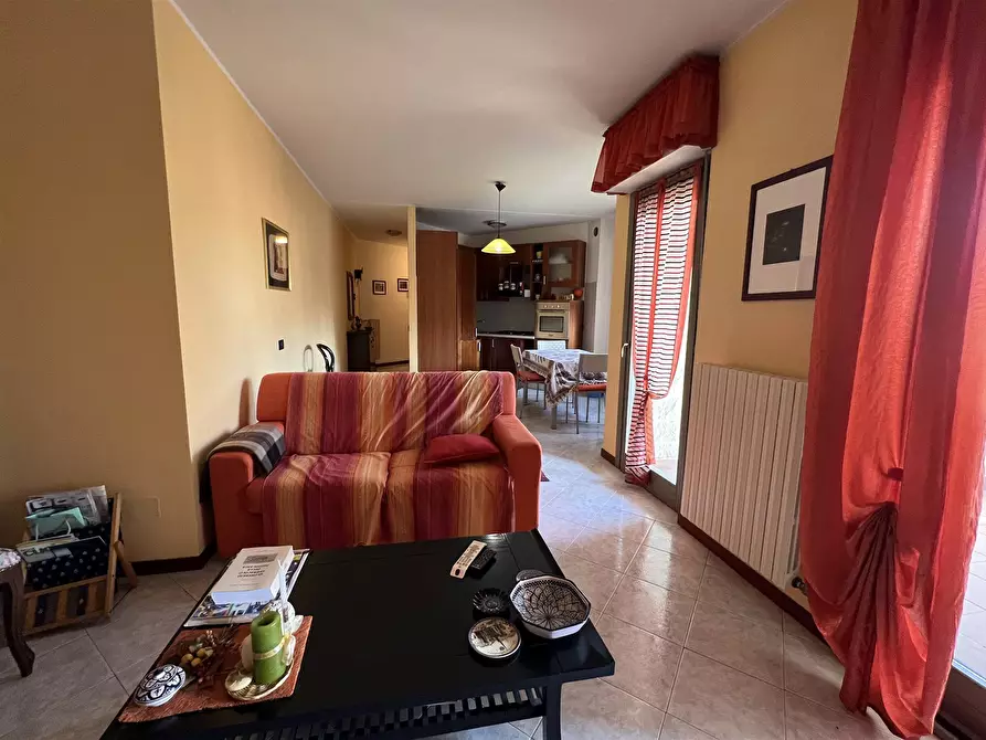 Immagine 1 di Appartamento in vendita  in via Tortona a Novi Ligure