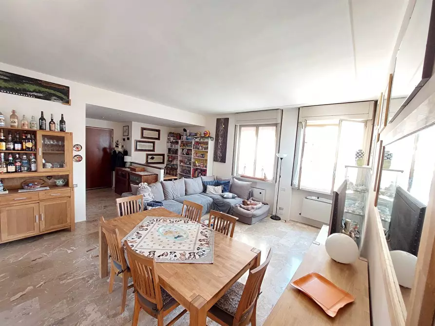Immagine 1 di Appartamento in vendita  in Via Crosa Della Maccarina a Novi Ligure