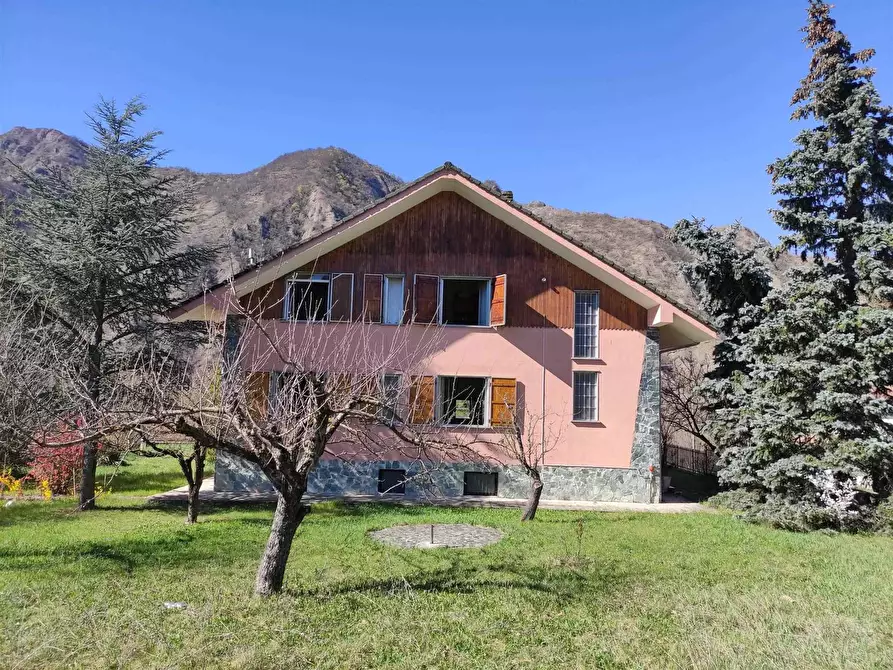Immagine 1 di Villa in vendita  in CENTRO a Albera Ligure