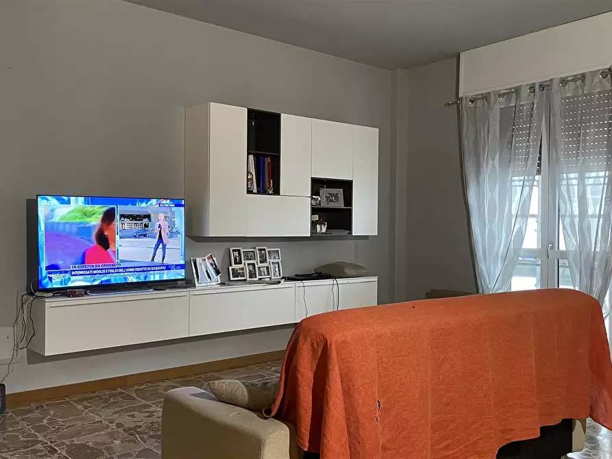 Immagine 1 di Appartamento in vendita  in via giuseppe di vittorio a Tortona