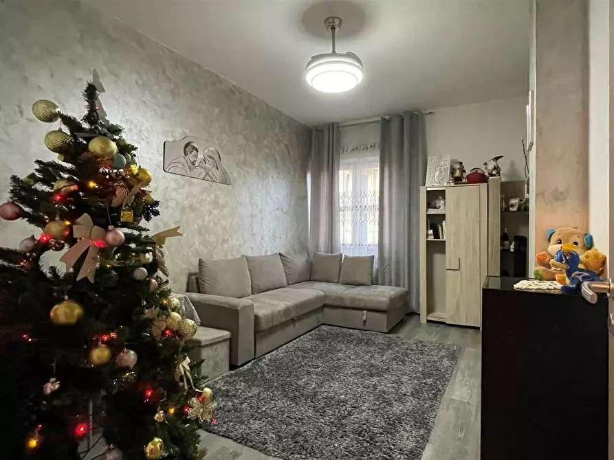 Immagine 1 di Appartamento in vendita  in via sturla a Tortona