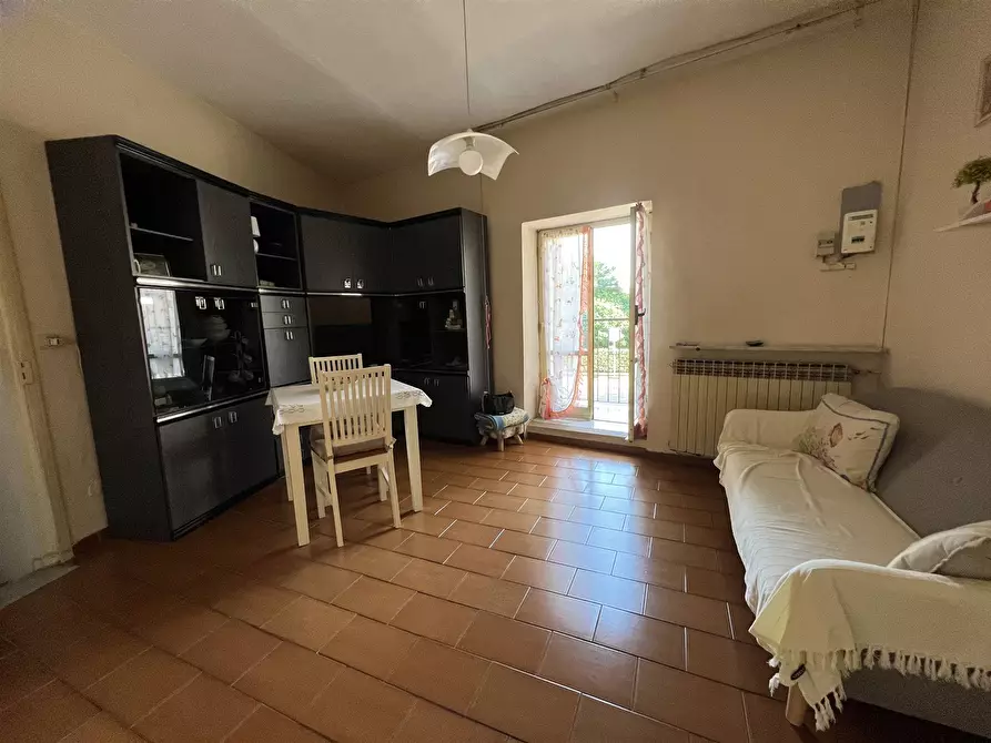 Immagine 1 di Appartamento in vendita  in piazza XX Settembre a Novi Ligure