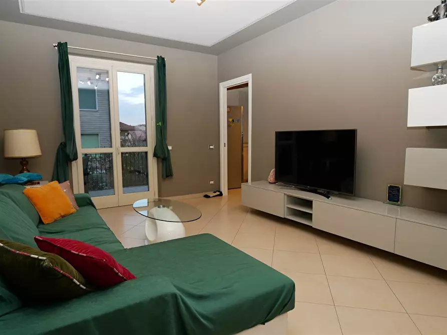 Immagine 1 di Appartamento in vendita  in Via Dante a Novi Ligure