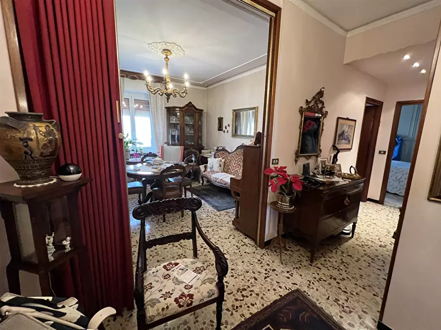 Immagine 1 di Appartamento in vendita  in via IV Novembre a Novi Ligure