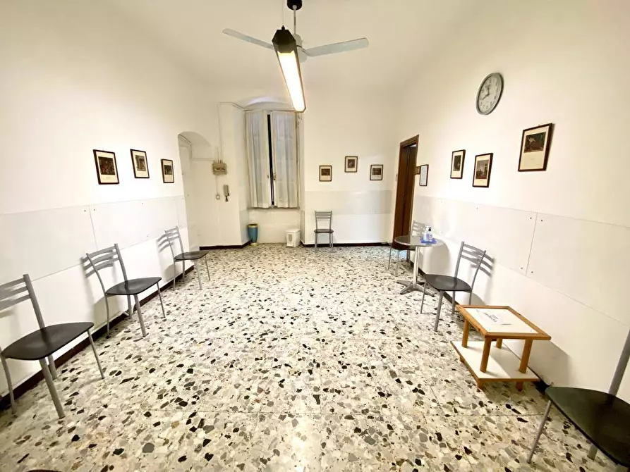Immagine 1 di Ufficio in affitto  a Sarzana