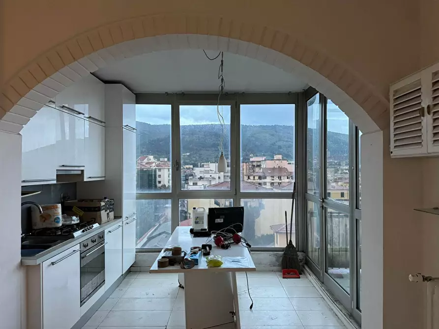 Immagine 1 di Appartamento in vendita  in Via Franchi a Prato