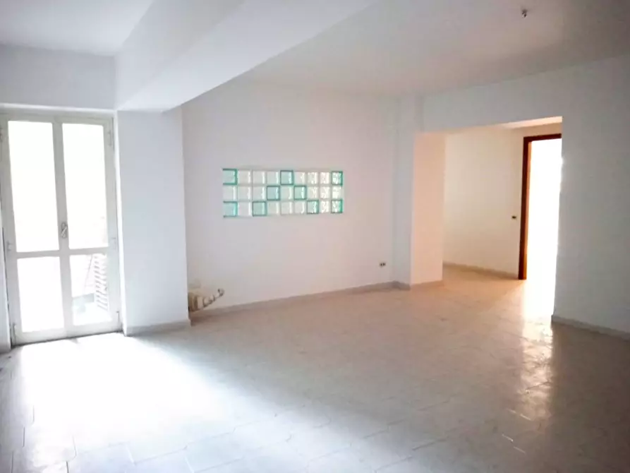 Immagine 1 di Appartamento in vendita  a Siano