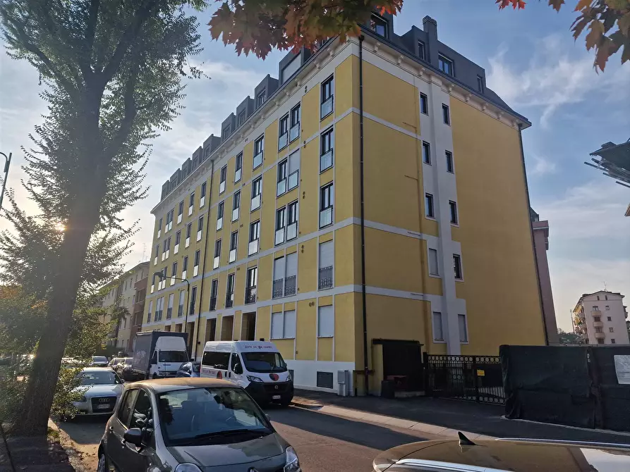 Immagine 1 di Appartamento in vendita  in Via Enrico Falck a Sesto San Giovanni