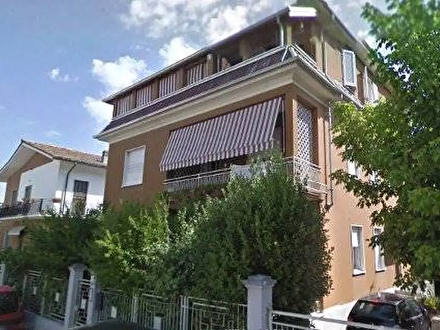 Immagine 1 di Appartamento in vendita  a Casteggio
