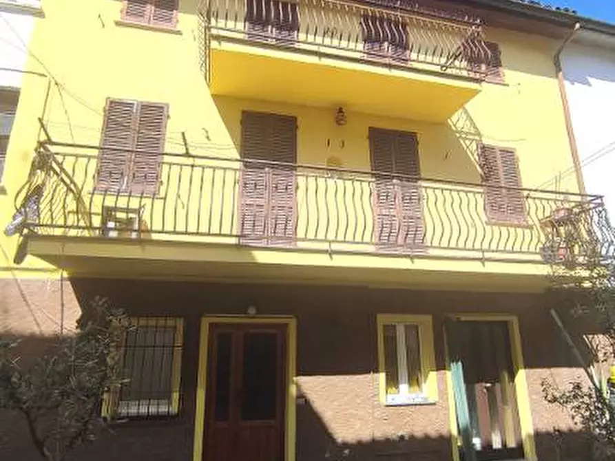 Immagine 1 di Casa indipendente in vendita  a Stradella