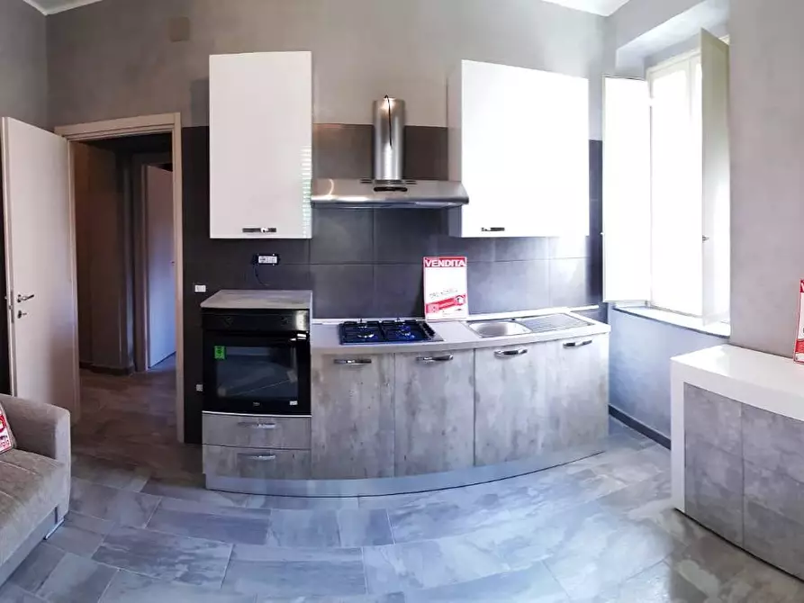 Immagine 1 di Appartamento in vendita  in VIA VITTORIO VENETO a Messina